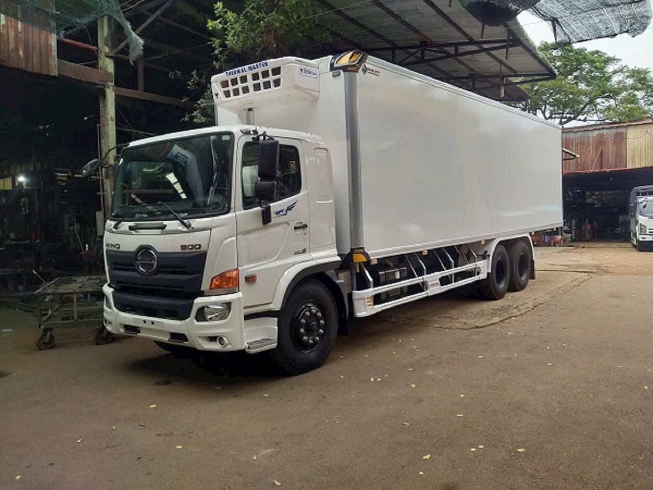 Xe tải hino Đông Lạnh 15 tấn thùng 9,2m